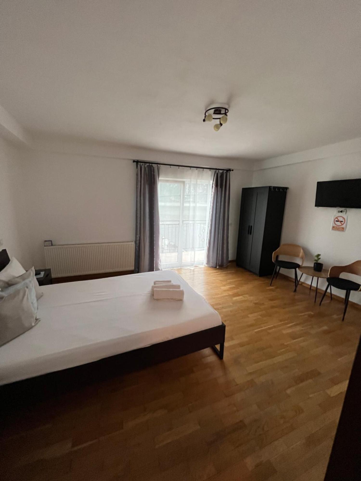 Casa Cattaleya Hotell Dubova Exteriör bild
